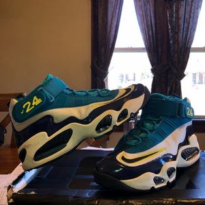 Nike air max Griffey size 12